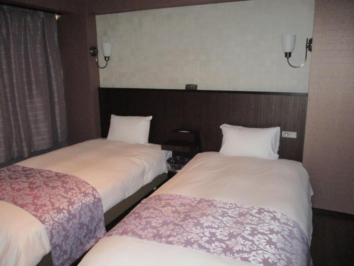 Town Hotel 41 Kanazawa Esterno foto