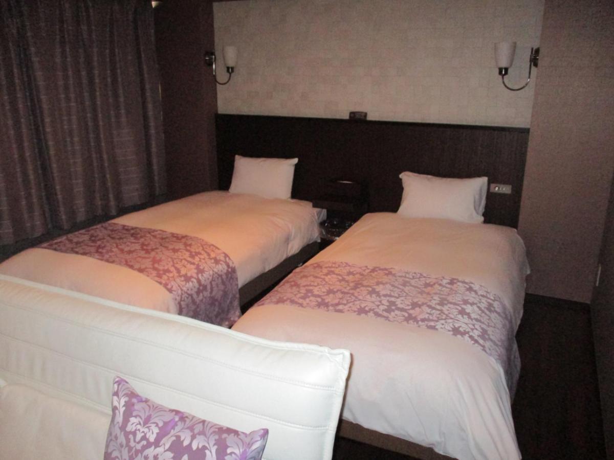 Town Hotel 41 Kanazawa Esterno foto